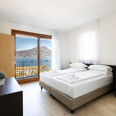 La Corte Danese Apartmanhotel Torri del Benaco