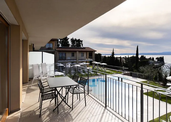 La Corte Danese 아파트호텔 토리델베나코